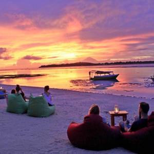 gili-air-sunset-drink_original